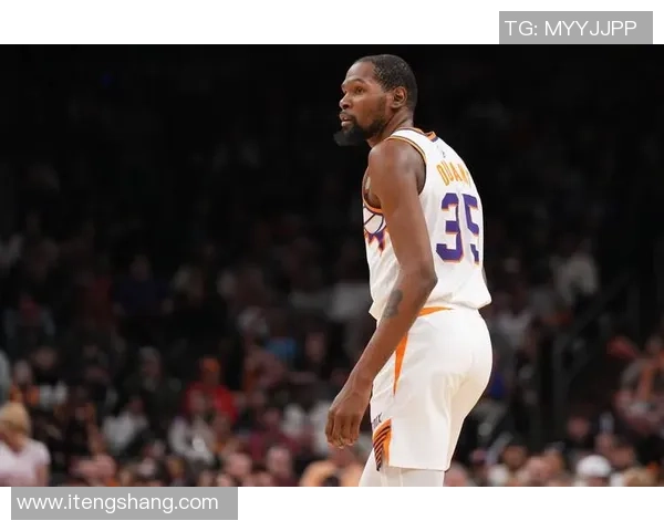 杜兰特重返赛场篮网对决勇士精彩对抗引发球迷热议
